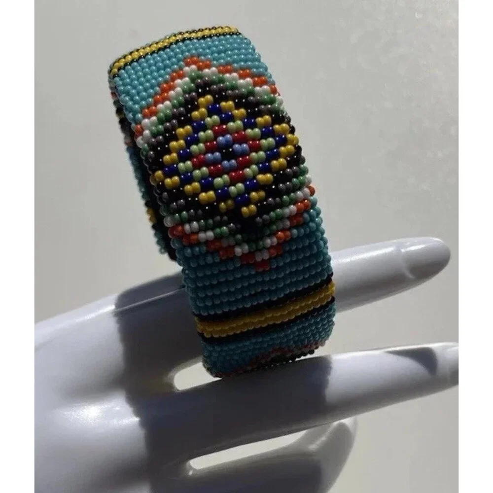Vintage Handmade Navajo Indian Beaded Bracelet White Blue Red Yellow Sz 7.5”